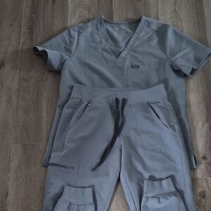 Figs Women's Blue Scrub Set